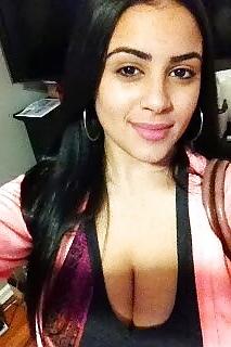 15P Busty Amatuer 27
