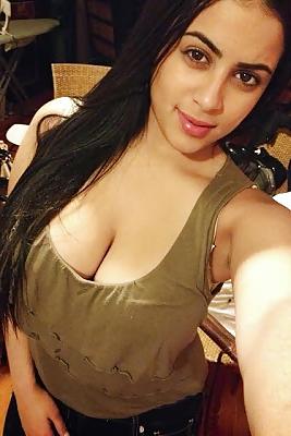 15P Busty Amatuer 27