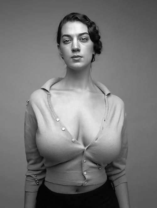 25P Busty Goddesses - Short Haired Girls With Huge Breasts, 23