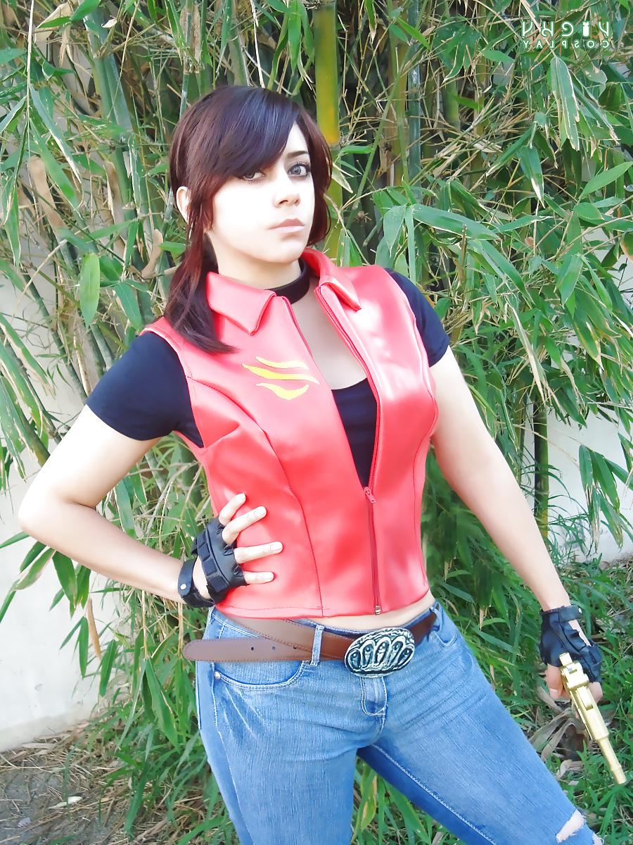25P Claire Redfield Cosplay Vicky Martinez