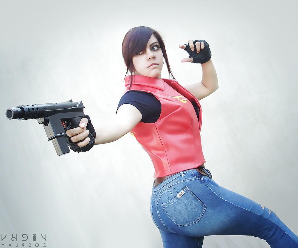25P Claire Redfield Cosplay Vicky Martinez