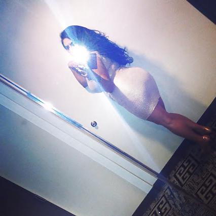 21P Thick latina