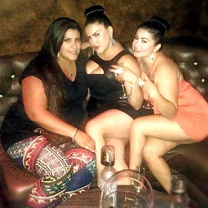21P Thick latina