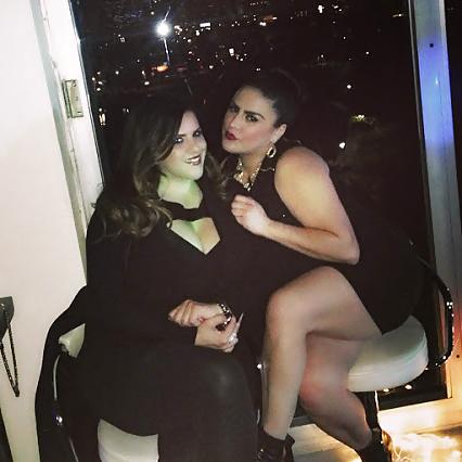 21P Thick latina