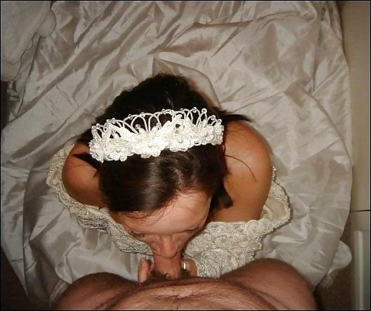 22P Wedding dress