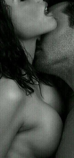 16P Sensual Pics