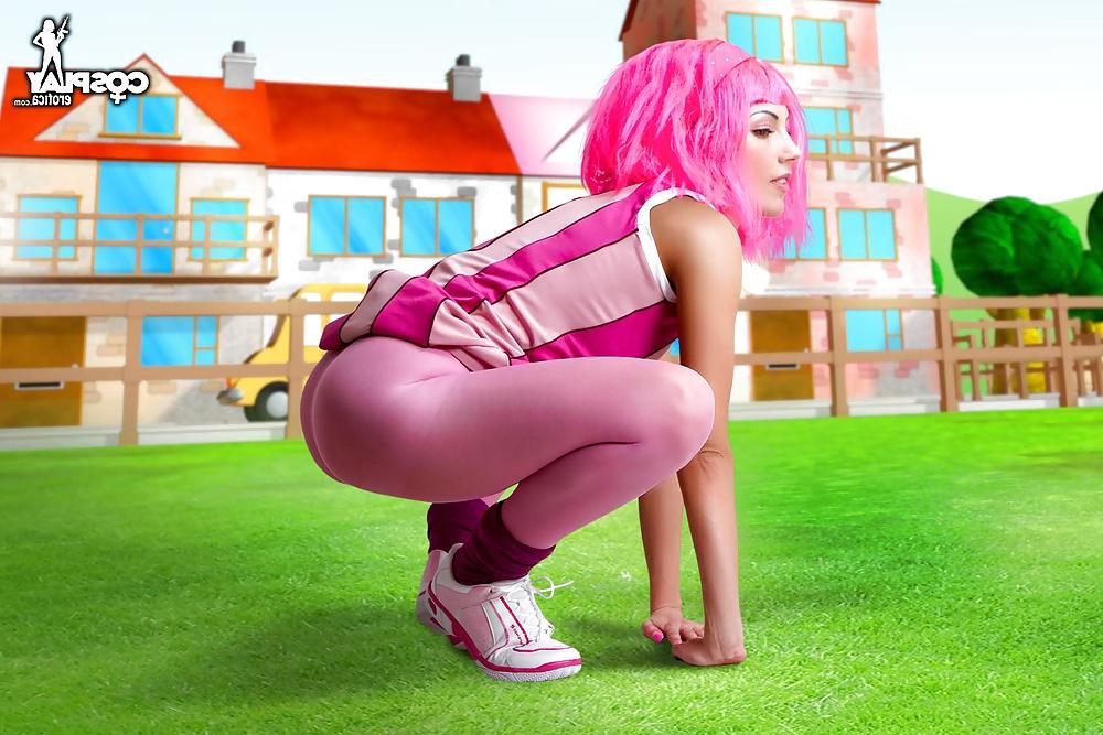 25P Cosplay - Stephanie
