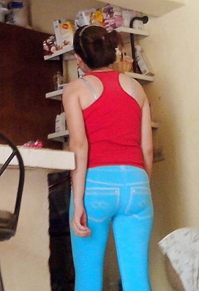 19P My sist in law in blue tights