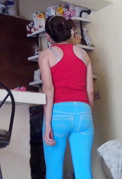 19P My sist in law in blue tights