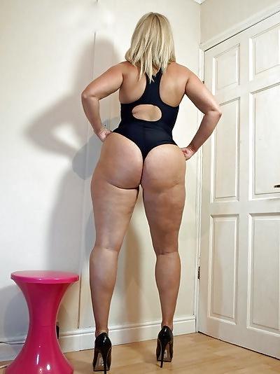 22P SO MANY ASSES SO LITTLE TIME 31 (LORDLONE) 