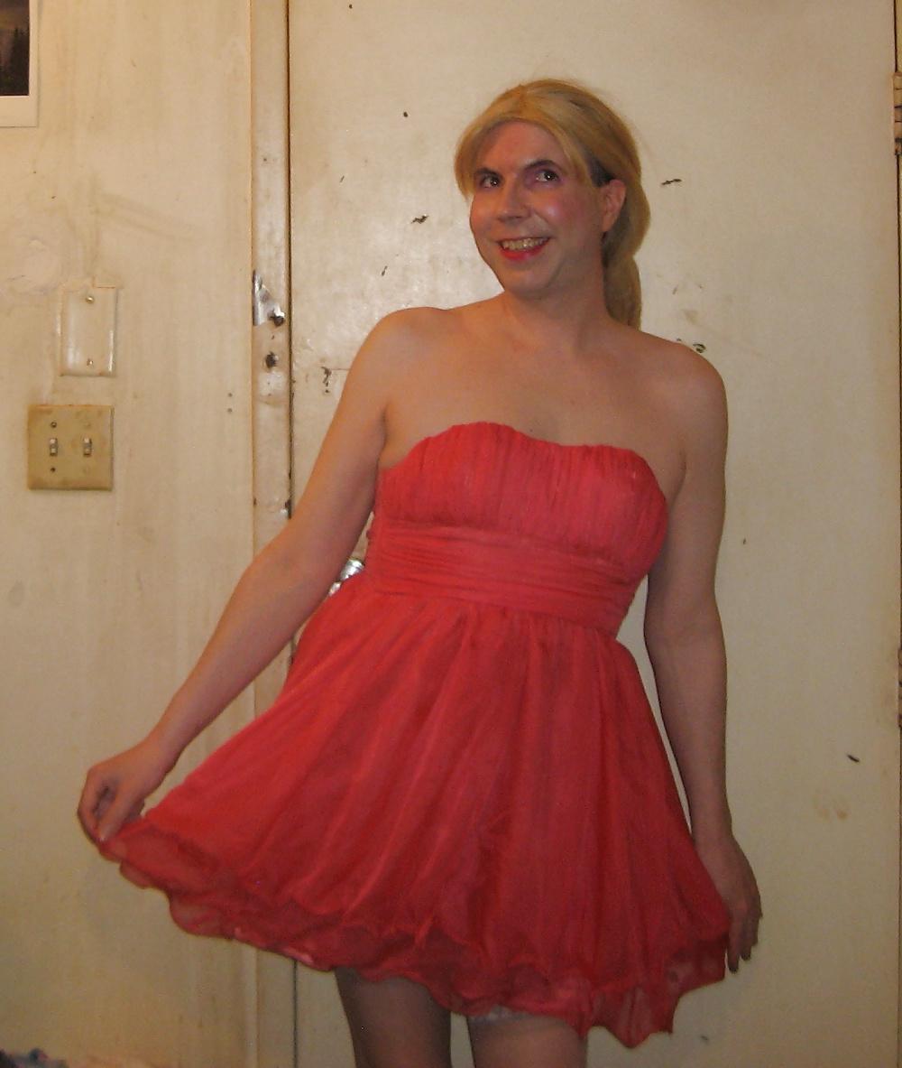 18P LILY ANNIE... the tranny... PROM DRESS