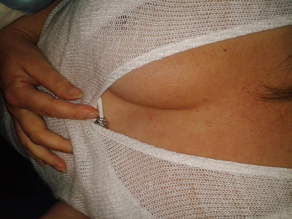 20P Dirty wife stripping and fucking