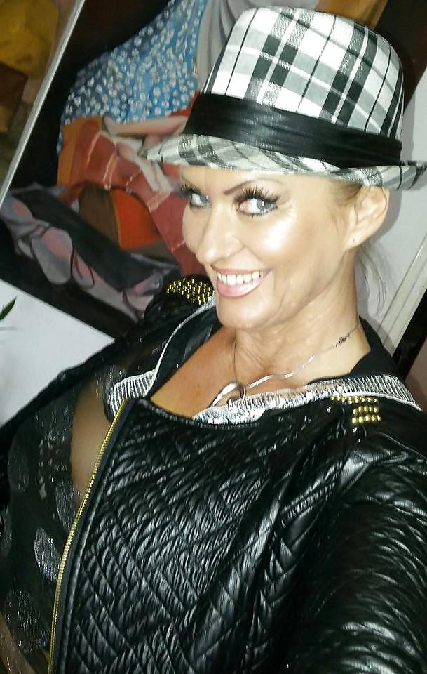 25P Serbian Milf Olja