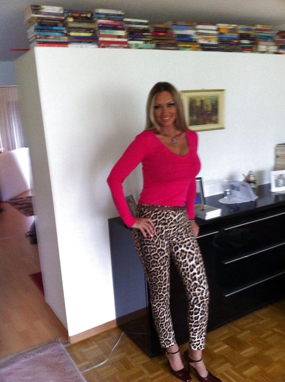 25P Serbian Milf Olja