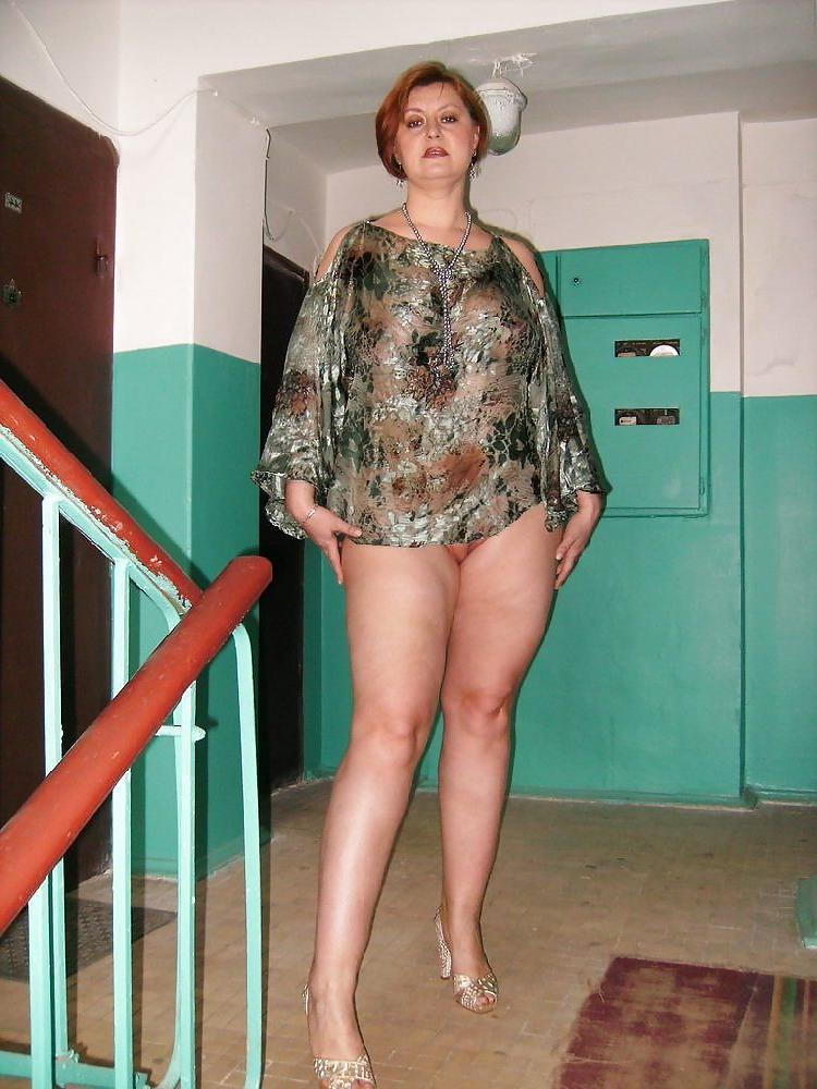 19P Busty milf 2.