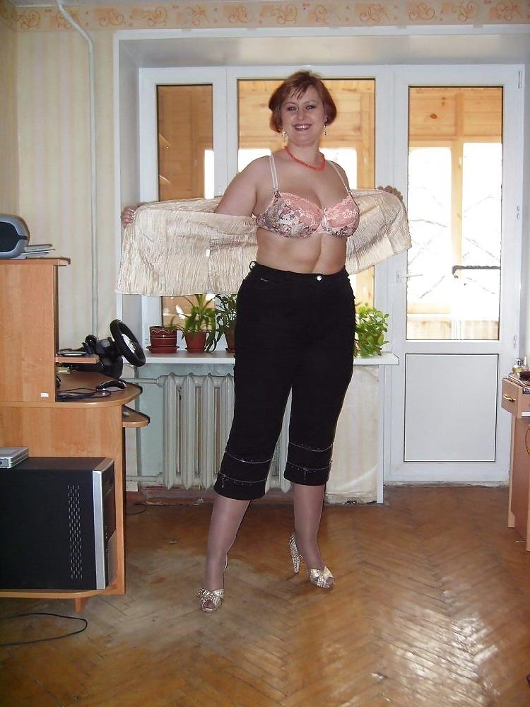 19P Busty milf 2.