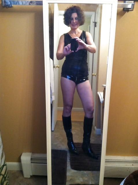 20P HOT GIRL WITH HOT BODY