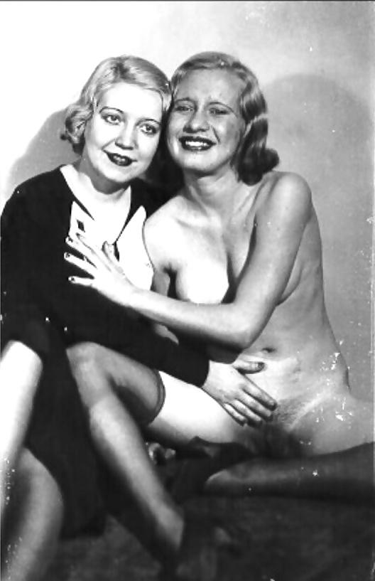 16P Vintage lady's &  Foreplay-num-001