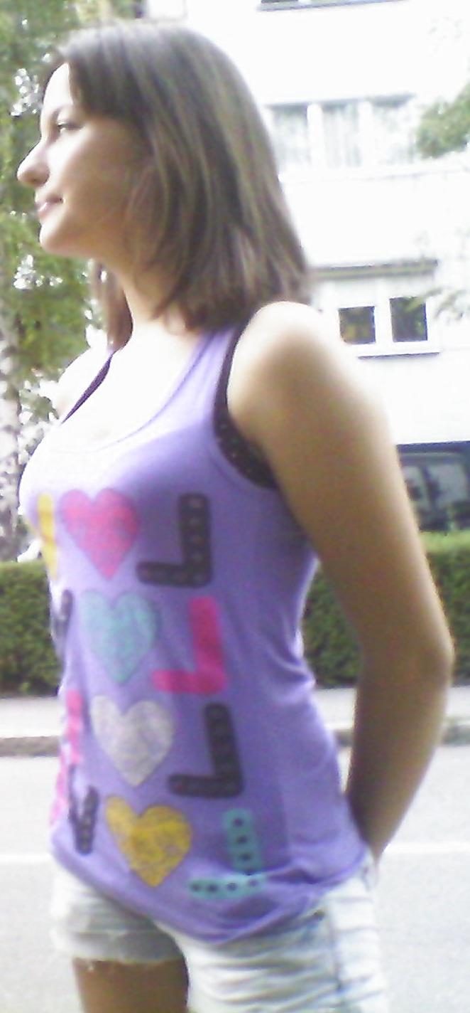 25P Little teen slut wants dick!
