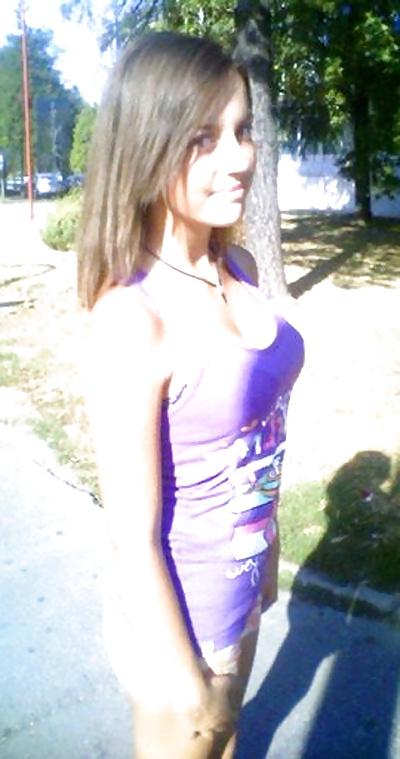25P Little teen slut wants dick!