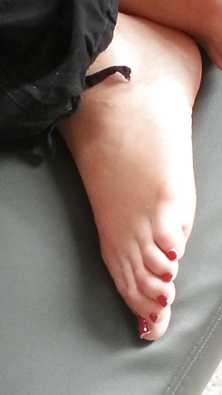 15P French lover wife red toes feet