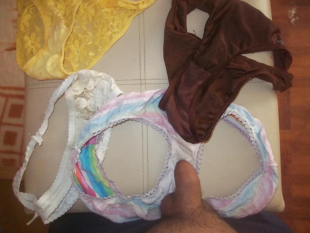12P Dirty panty