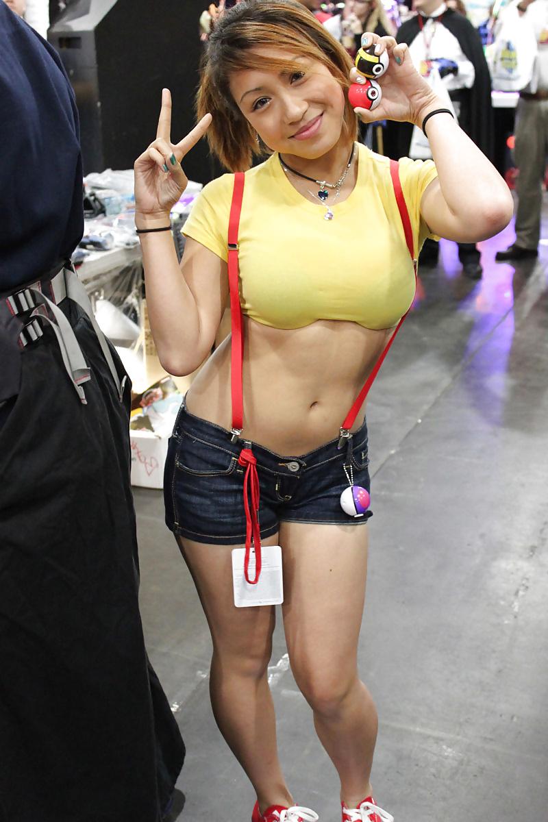18P Cosplay is Hot