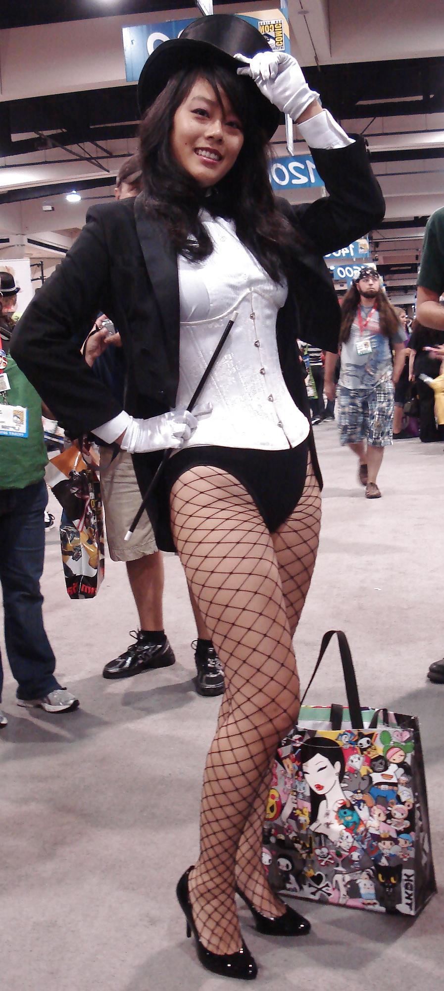 18P Cosplay is Hot
