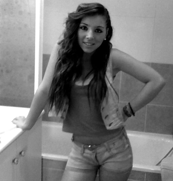 25P Facebook French Friend