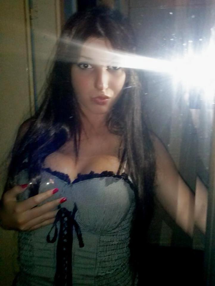 25P Serbian slut girls