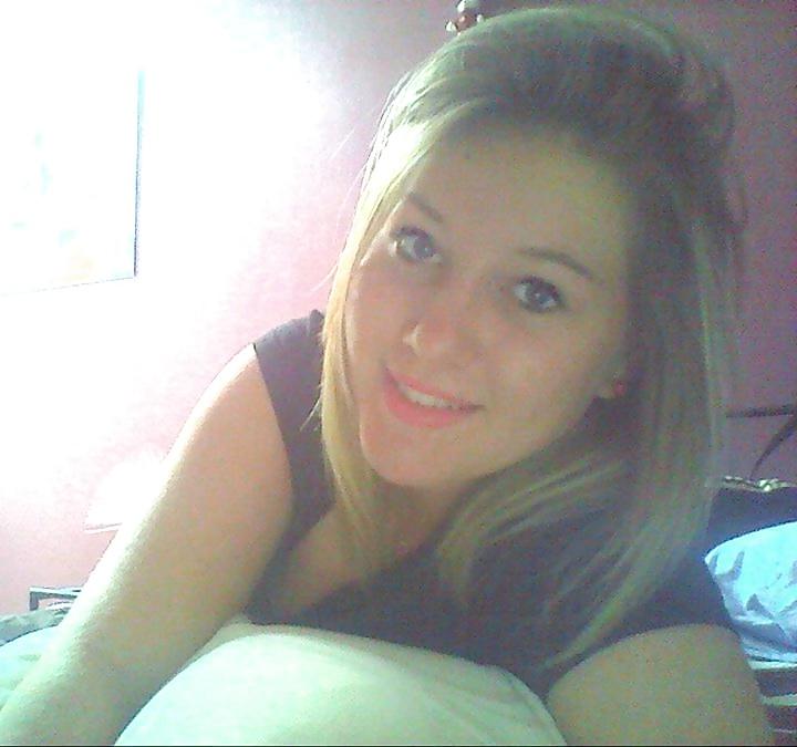 24P Facebook french whore