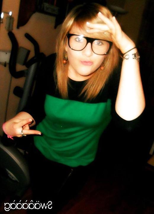 24P Facebook french whore