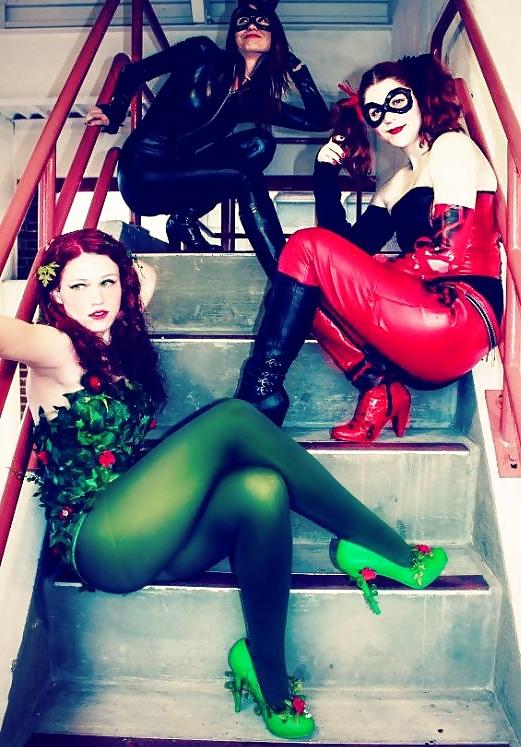 25P Cosplay beauties