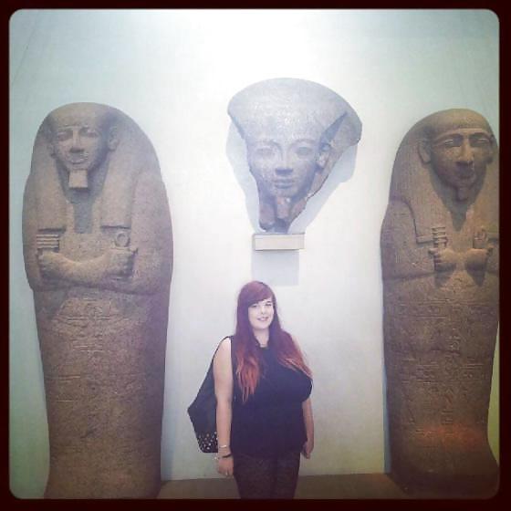 25P Busty Amatuer 46