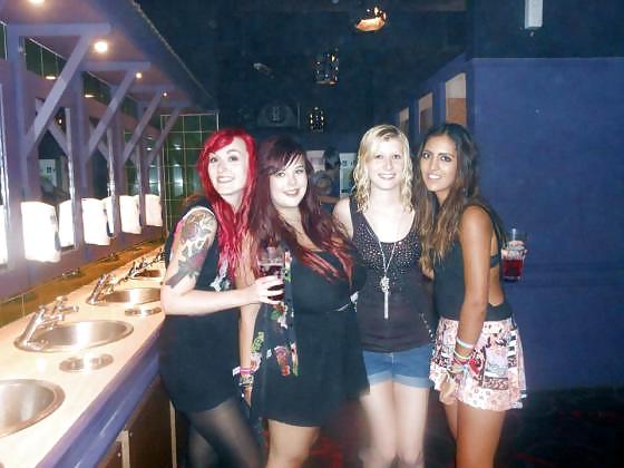 25P Busty Amatuer 46
