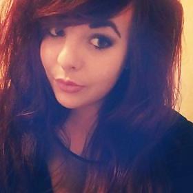 25P Busty Amatuer 46