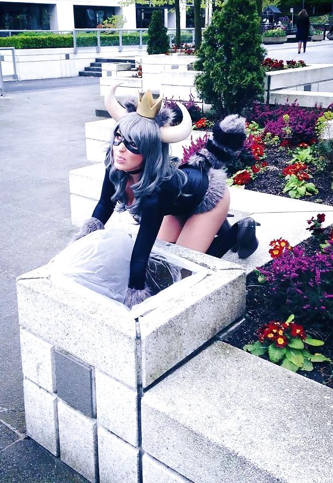 25P Jessica Nigri sexy Cosplay girl
