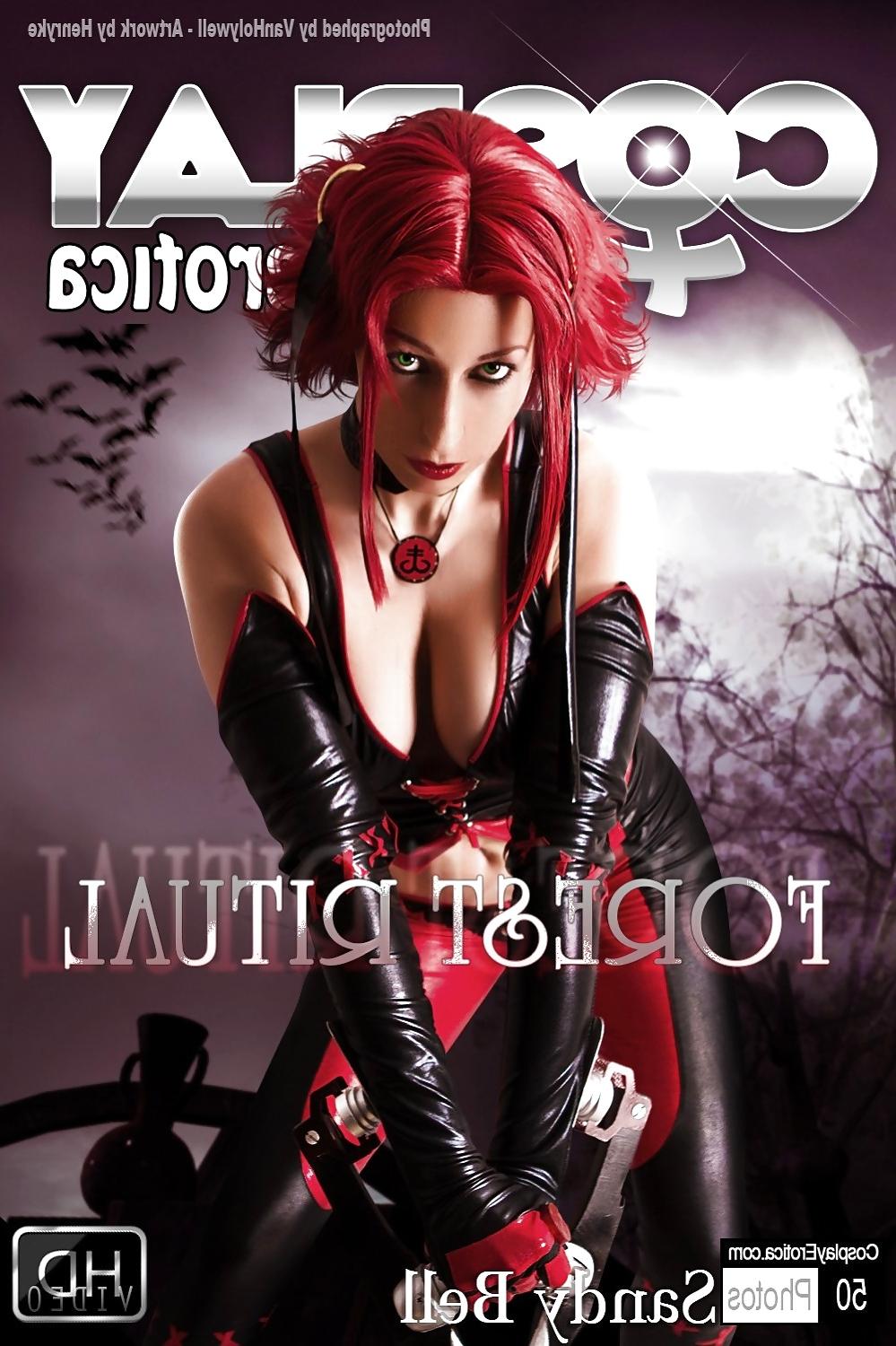 12P COSPLAY VAMPSLUT