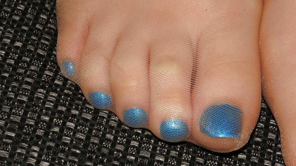 25P blue Flats with Nylons Outdoor
