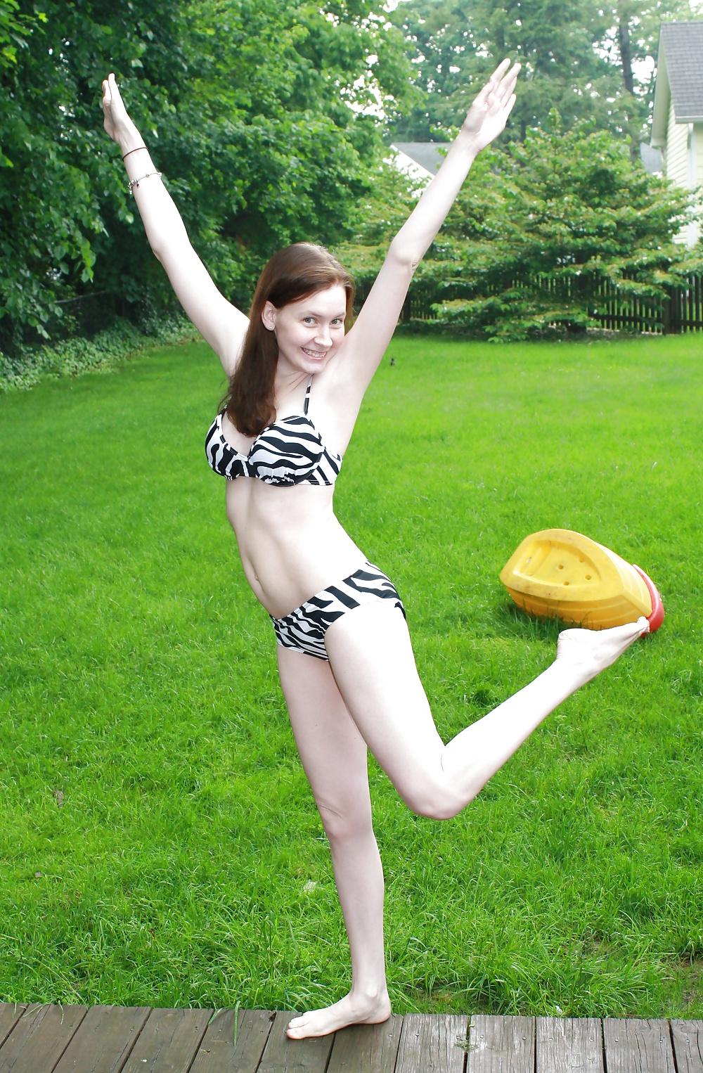 19P Pale Bikini Sluts