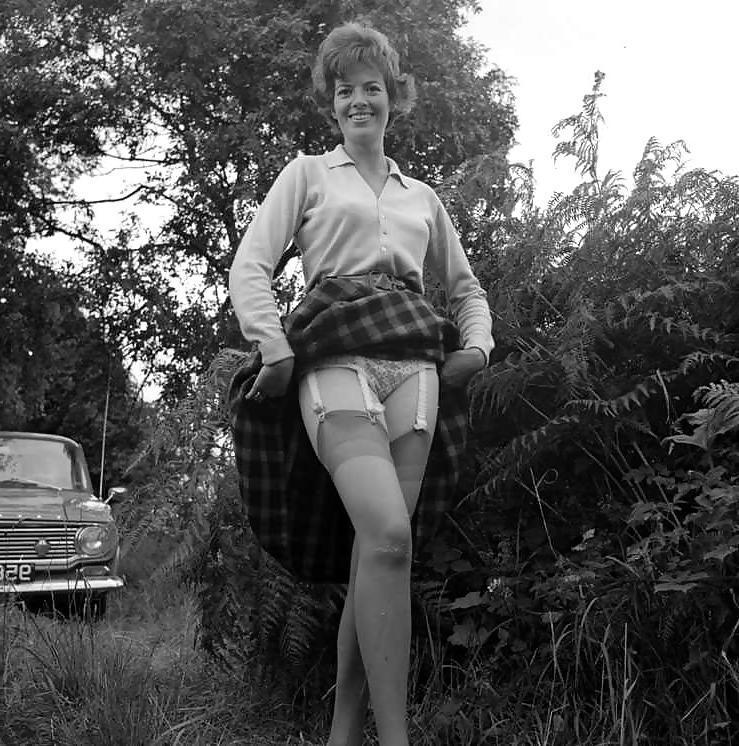22P Nylons Beauty Summer 1963