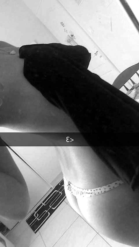 4P French girl snapchat 