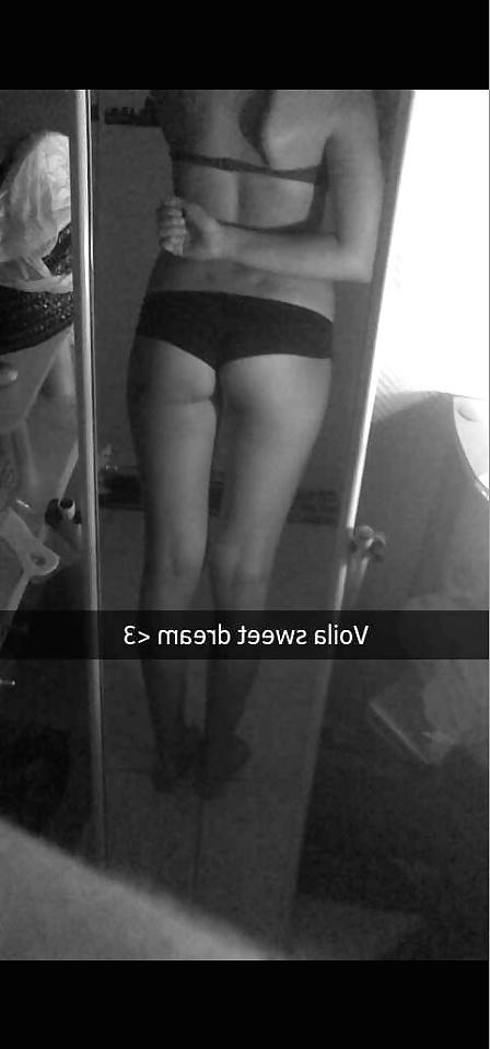 4P French girl snapchat 