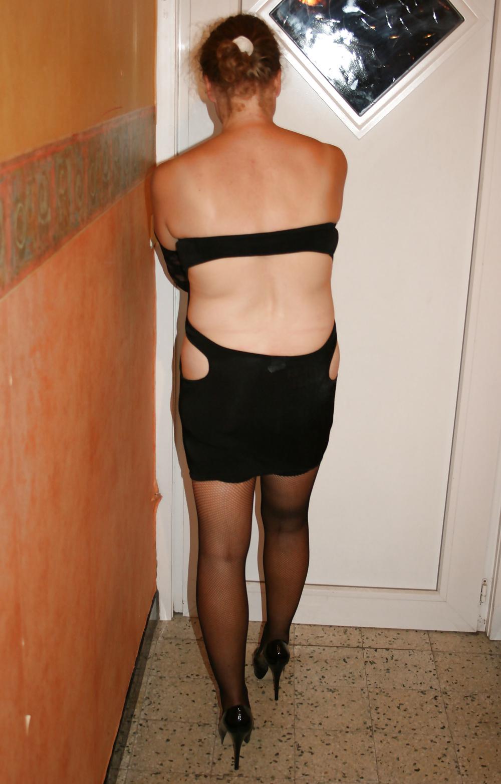 18P Wife, Pub, Clubbing, Dress and stockings