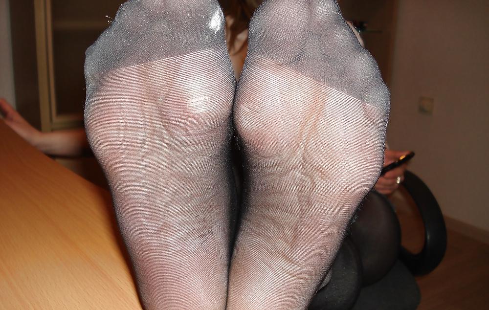 25P My dirty panties, socks, shoes and tights