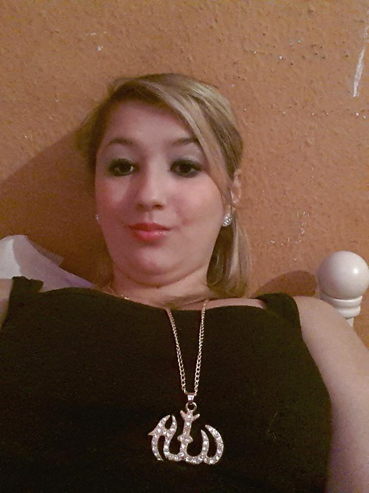 10P Dirty Slut 3 Noash sexy kurdish slut cum her face