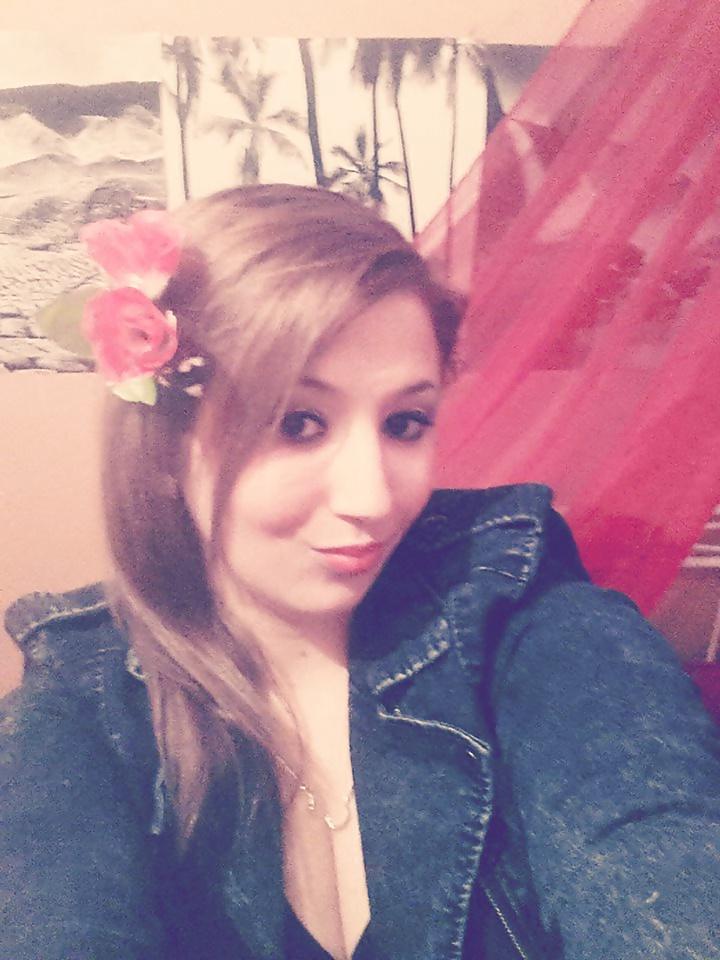10P Dirty Slut 3 Noash sexy kurdish slut cum her face