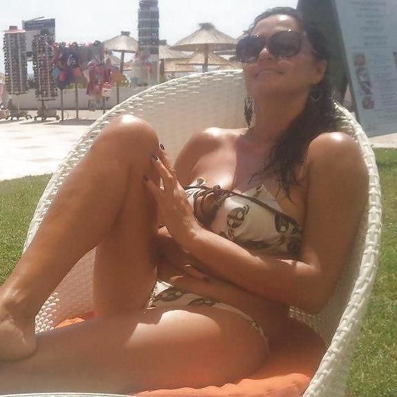 25P Elizabeta Serbian milf