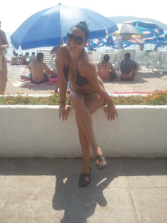 25P Elizabeta Serbian milf