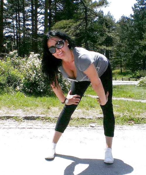 25P Elizabeta Serbian milf